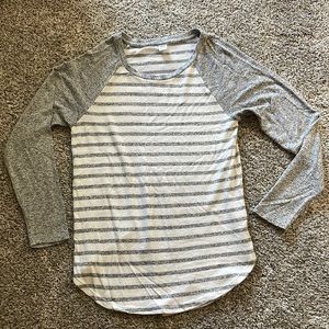 Women’s long sleeve